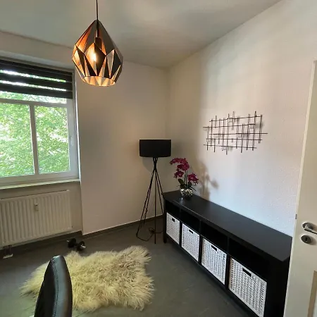 Moderne Luxuswohnung Mit Parkblick In Altstadtnahe
